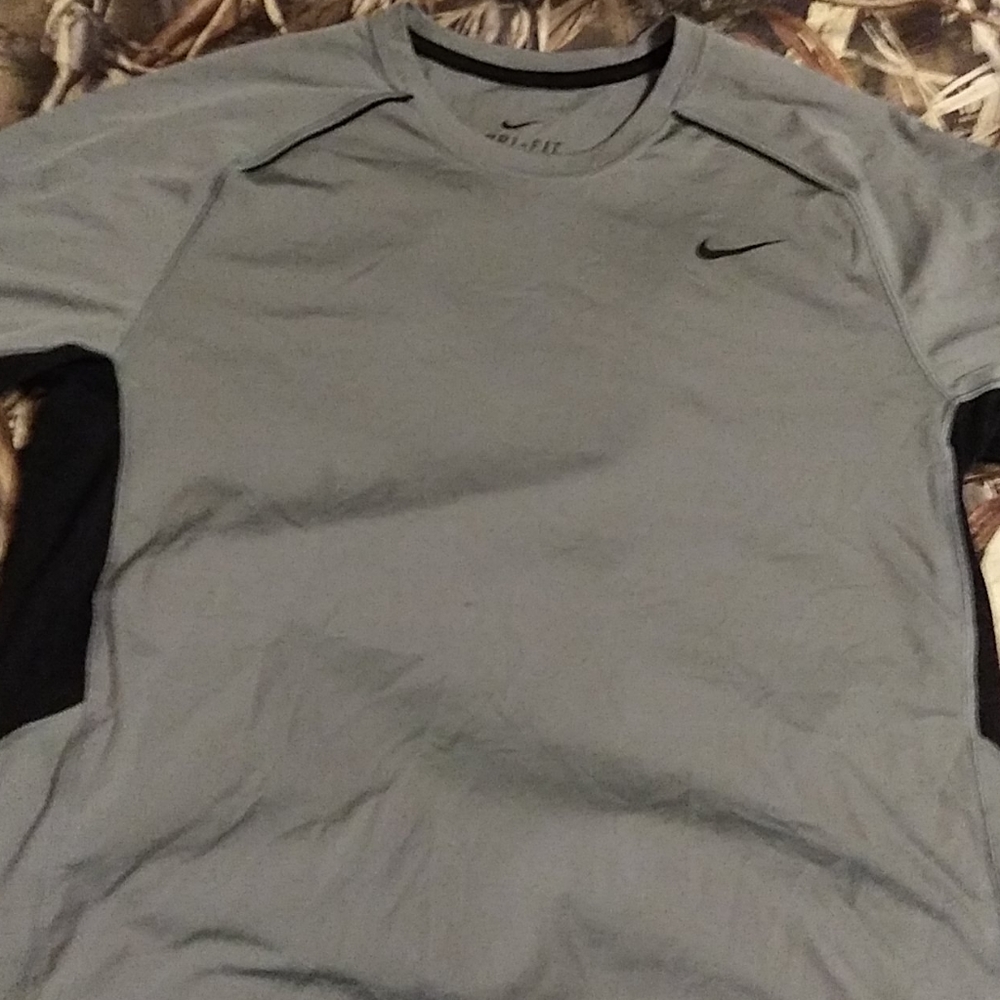 Nike dri fit tee mens med